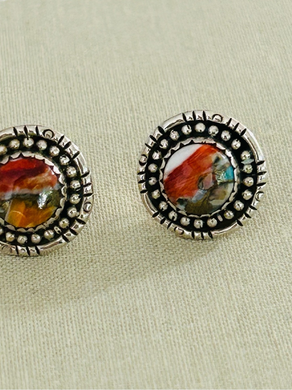 High quality Oyster turquoise sterling silver 925 studs